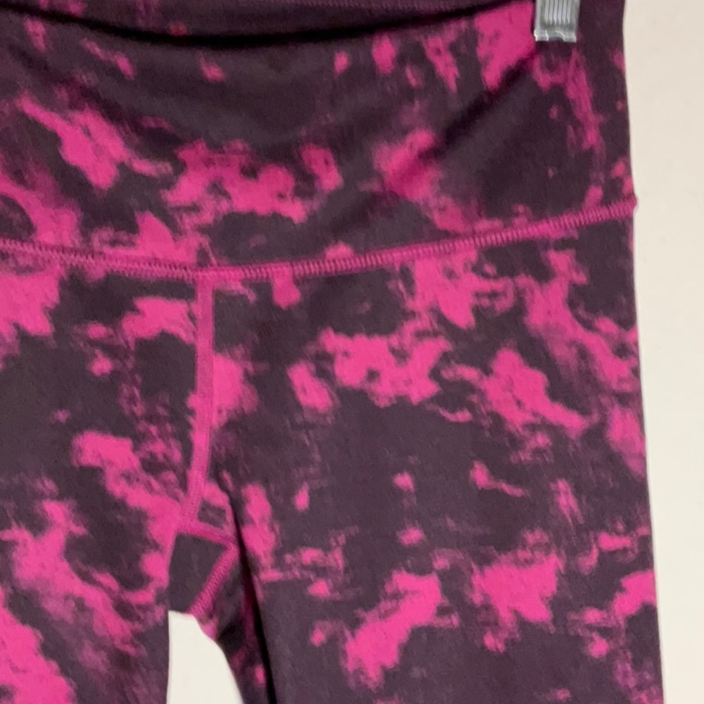Lulu crop pants - Picture 7 of 7